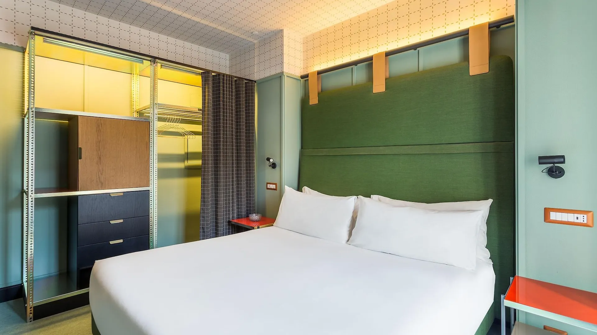 **** Hotel Room Mate Collection Giulia, Milan Italy