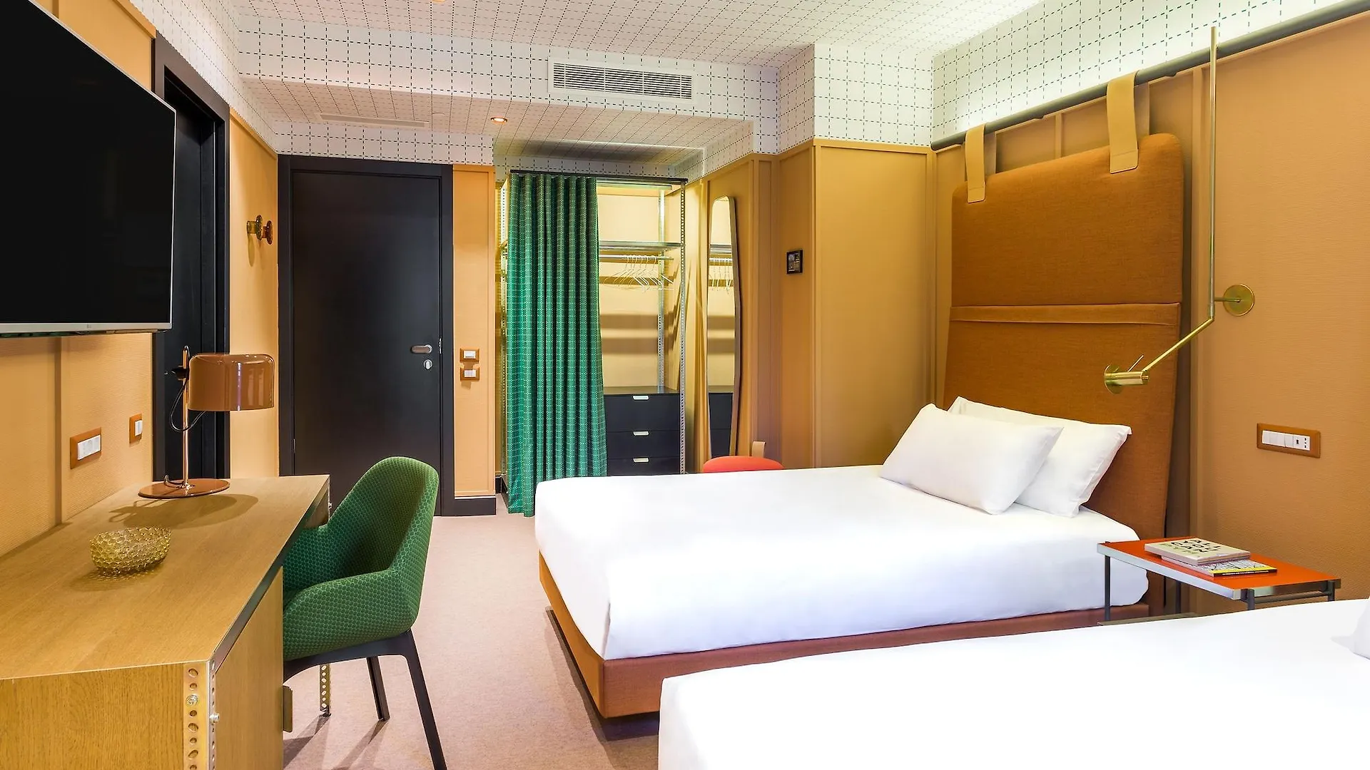 Room Mate Collection Giulia, Milan 4*,
